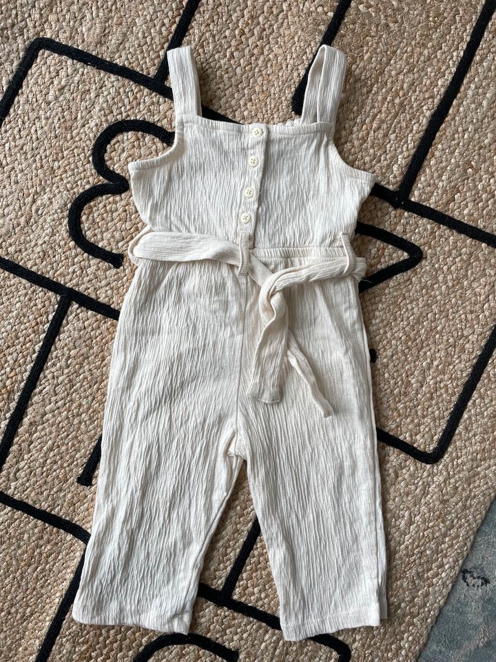 Latzhose Overall jumpsuit 80 86 beige lc Waikiki in Schweinfurt