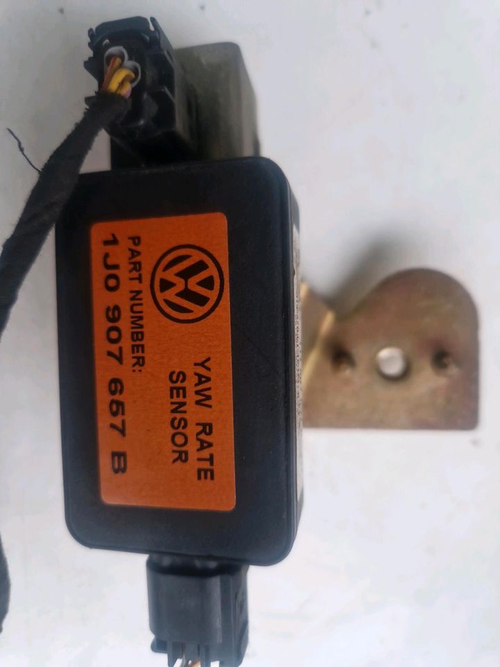 ✅ ✅Drehratensensor ESP Sensor 1J0907657B 1J1907637B VW AUDI in Langenbrettach