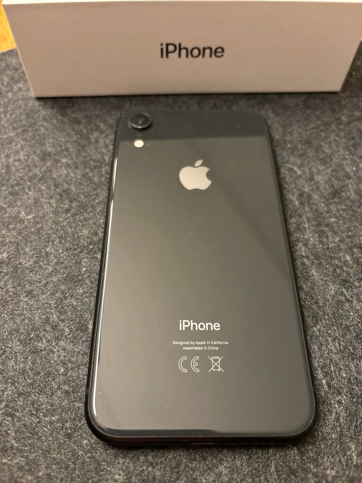 iPhone XR , schwarz, 64 GB in Waltrop