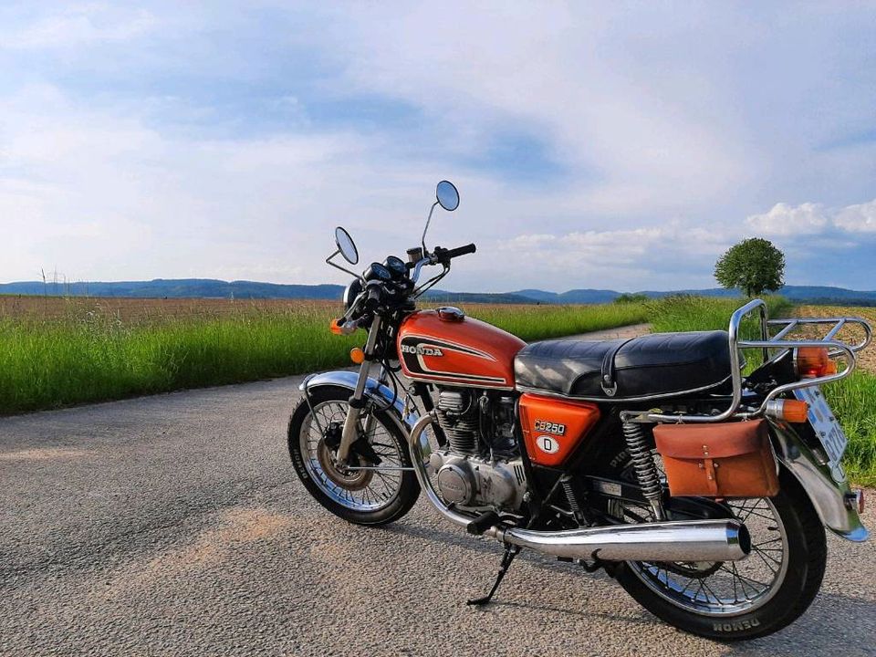 Honda CB250 '76 18800km ggf. Tausch gg Vespa VBB V50L GL T5 SPRIN in Regensburg