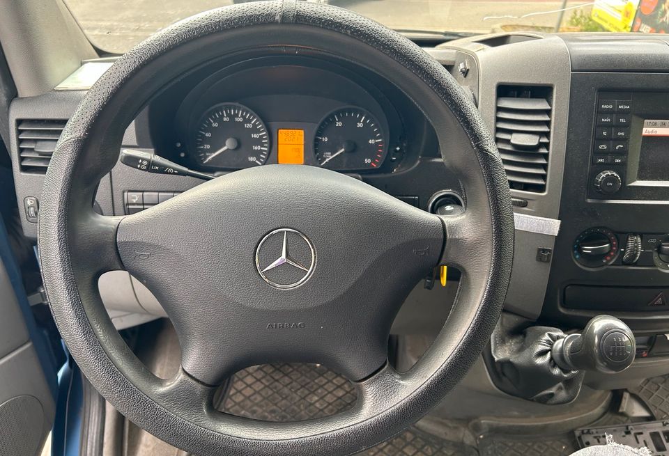 Mercedes Sprinter 316 cdi Koffer kofferheizung ladebordwand etc in Ketzin/Havel