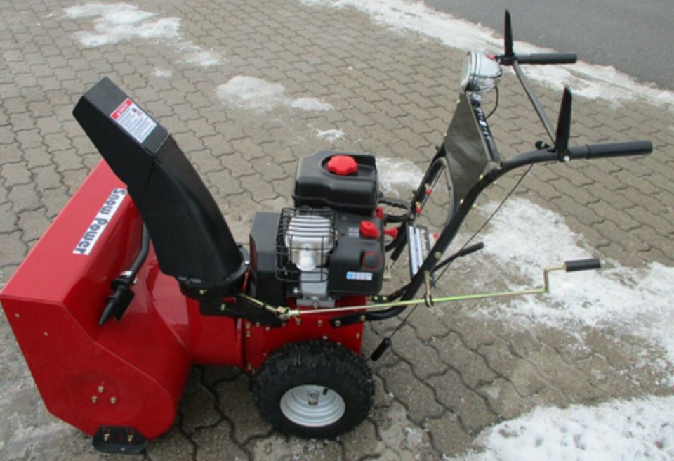 Schneefräse Snowpower 860 mit Radantrieb 8,5PS Briggs & Stratton in Schwarzenberg (Erzgebirge)