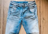 Diesel fayza Damen Boyfriend Jeans Gr. 26 Neuwertig Saarland - Spiesen-Elversberg Vorschau