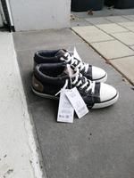 Neue Schuhe zu verkaufen Rheinland-Pfalz - Zemmer Vorschau