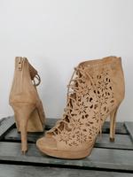 Catwalk high heel Sandale, peeptoe, Gr 37 (eher 38), hellbraun Nordrhein-Westfalen - Ahaus Vorschau
