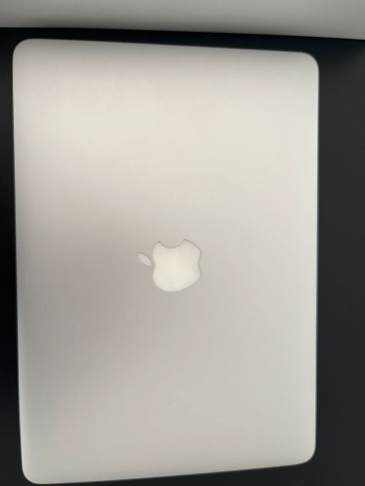 MacBook Pro Retina 13 Zoll 2014 in Stuttgart
