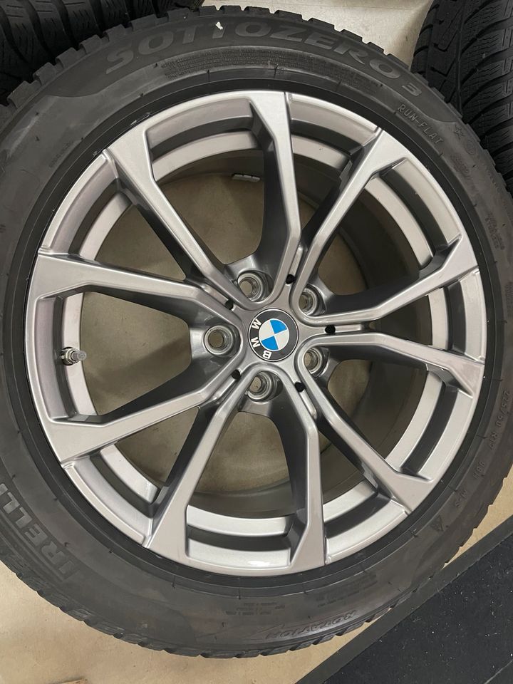 BMW 3er 4er G20 21 22 Winterreifen Räder 225/50 R17 Zoll 776 in Oberhonnefeld-Gierend