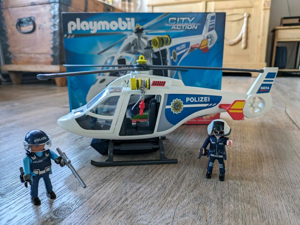 Playmobil Polizeihubschrauber 6874 in Schönwald Oberfr.