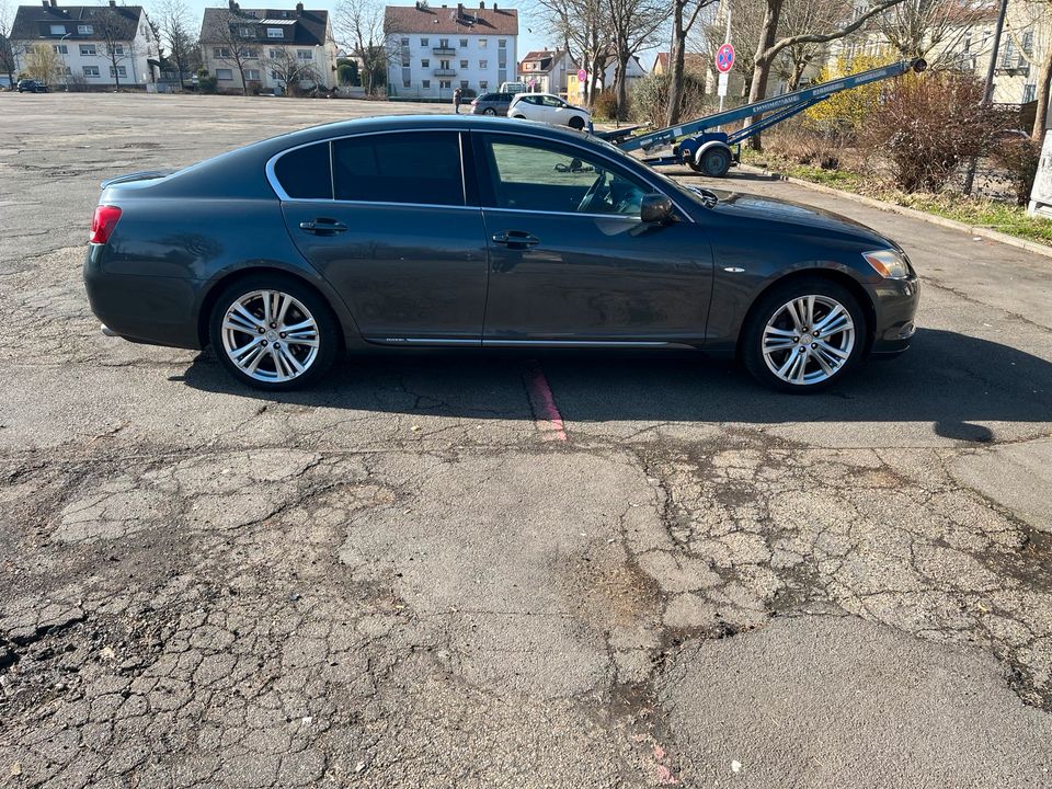 Lexus GS 450 H Hybrid in Pirmasens