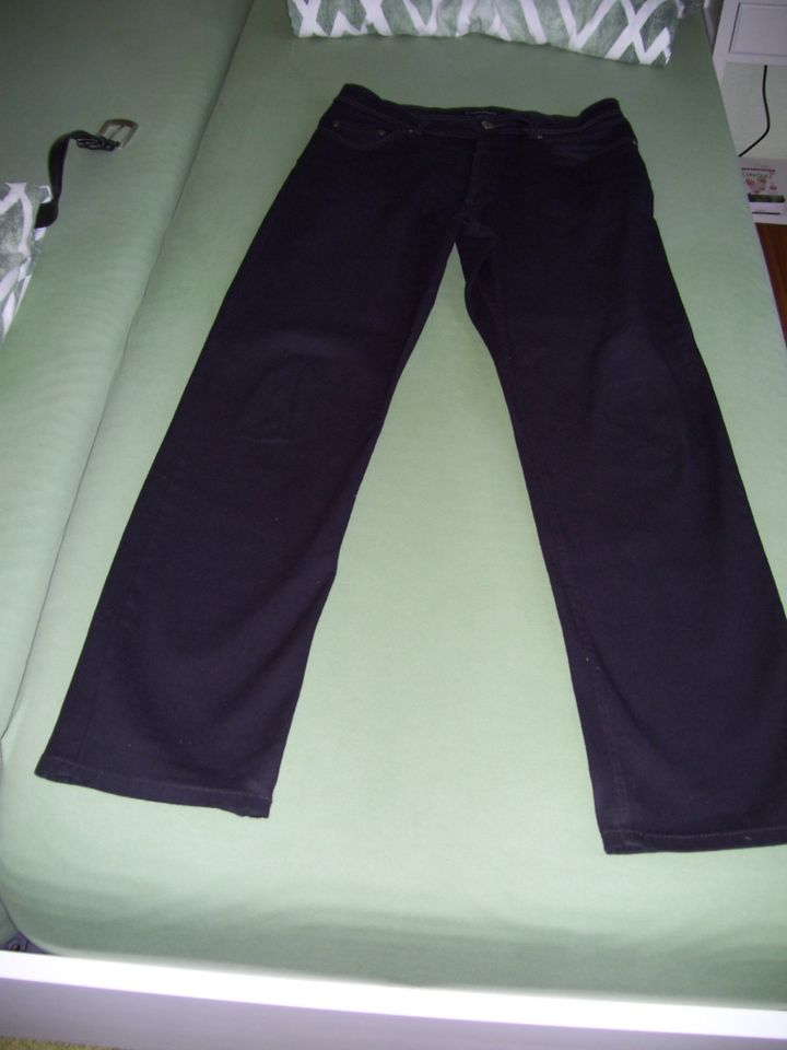 C. Comberti Jeanshose Schwarz Gr. W34 L34 5 Pocket-Style Hose in Berlin