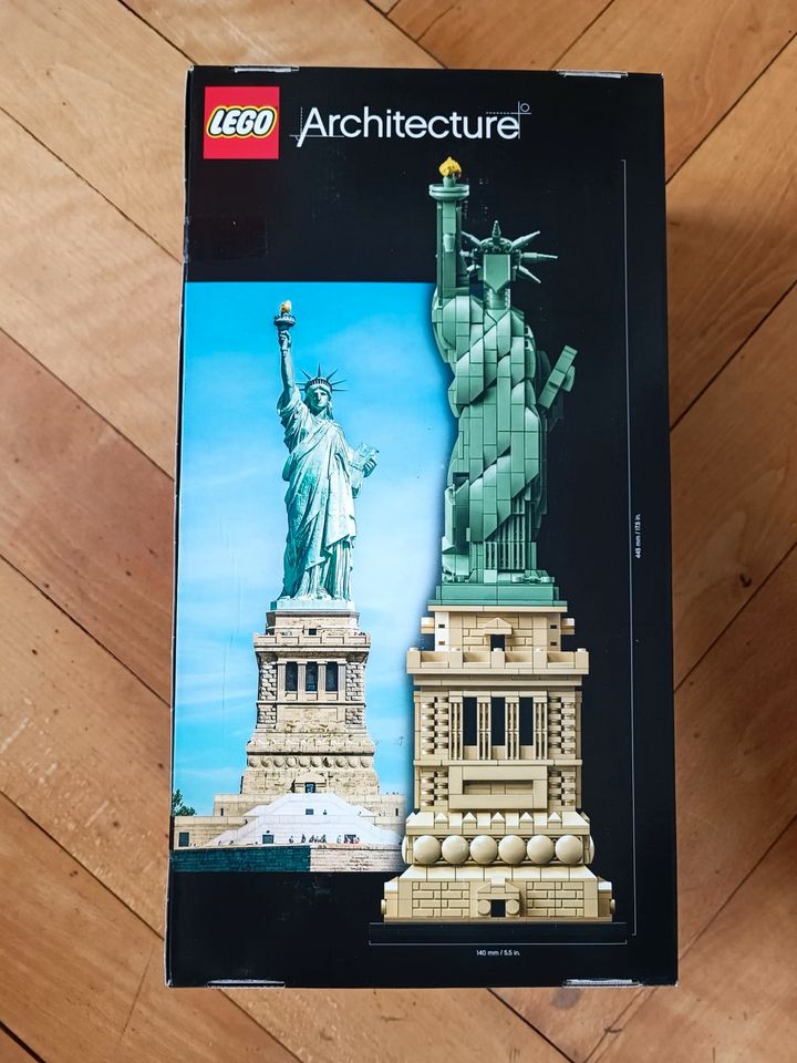 LEGO ARCHITECTURE: Freiheitsstatue (21042) - NEU & OVP für Sammle in Stuttgart