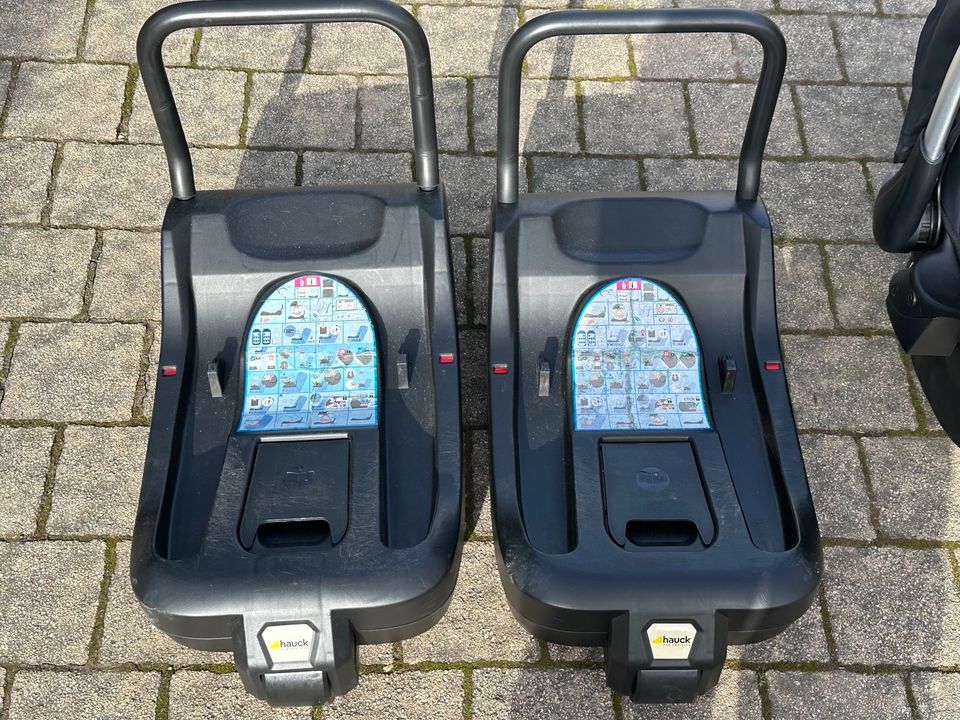 Hauck Babyschale mit 2 Isofix Stationen in Weisel