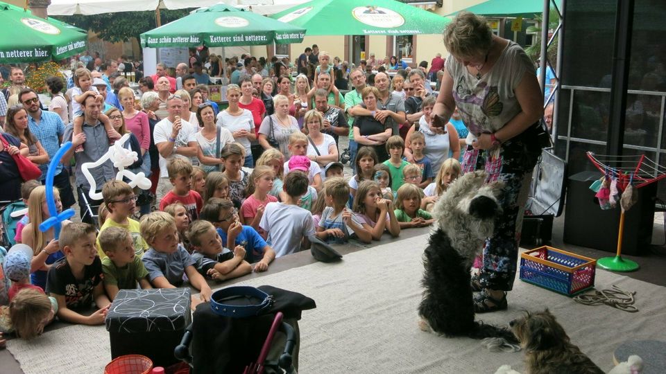 Die Hunde-Show für Kindergeburtstage, Seniorenheime uva Events in Dortmund