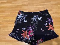 Kurze Hose, mit Blumen, Gr. 38, C&A Bayern - Neusäß Vorschau