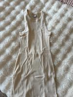 Kleid bershka Damen beige M Nordrhein-Westfalen - Nörvenich Vorschau