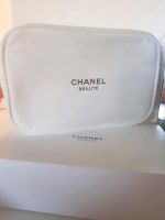 Chanel Kosmetiktasche, Beauty  bag, weiß groß, neu mit Karton Baden-Württemberg - Bad Friedrichshall Vorschau