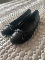 Neu Ecco Echtleder Damen Schuhe Ballerina Gr 38 Friedrichshain-Kreuzberg - Friedrichshain Vorschau