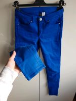 H&M Super Skinny Low Waist Jeans Röhrenjeans Slim Röhre royalblau Hessen - Fulda Vorschau