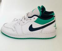 Nike Air Jordan 1 Sneaker Sportschuhe weiß grün schwarz Gr. 38 Wiesbaden - Nordenstadt Vorschau