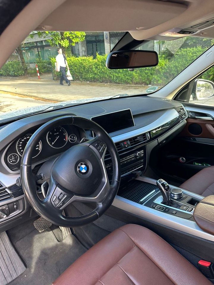 BMW X5 xDrive30d - in München