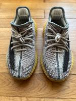 Yeezy | Sneakers Gr. 37 | Damen oder Kinder | Adidas Berlin - Charlottenburg Vorschau