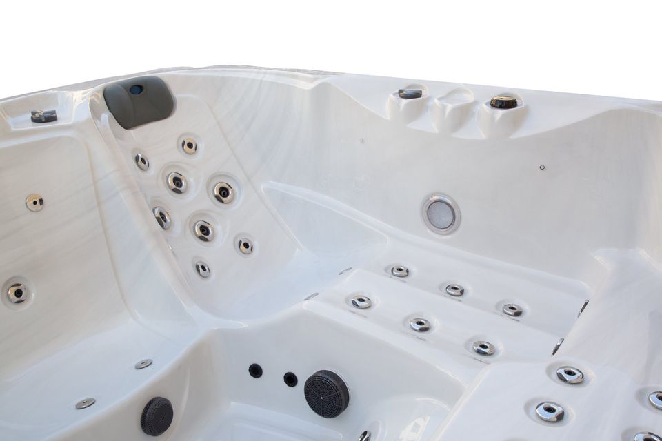 Whirlpool, swim spa, Gartenpool, outdoor whirlpool, hot tub in Frechen