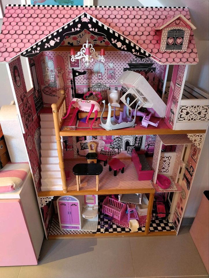 Barbie Haus in Bornheim