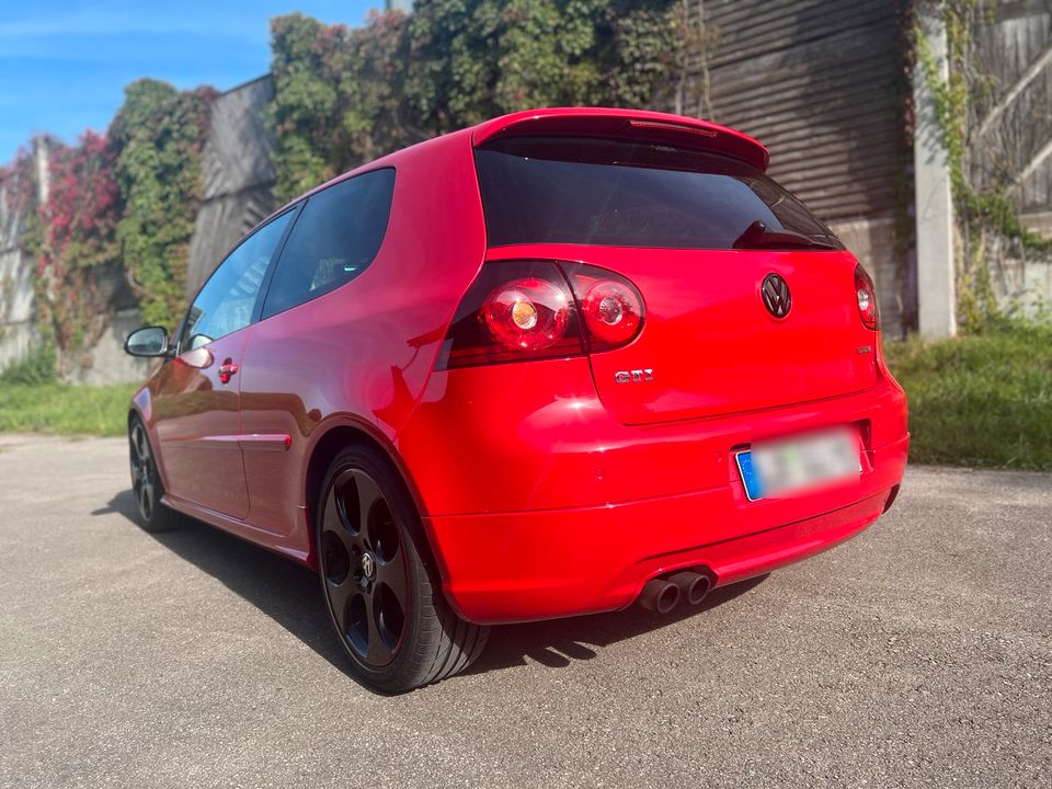 ### VW Golf 5 Edition 30  ### in Korntal-Münchingen