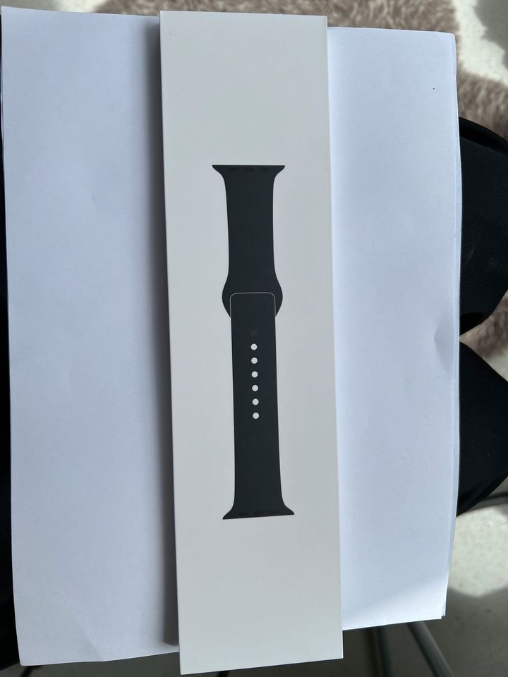 Apple Watch Series 8 45mm in Rüdesheim am Rhein