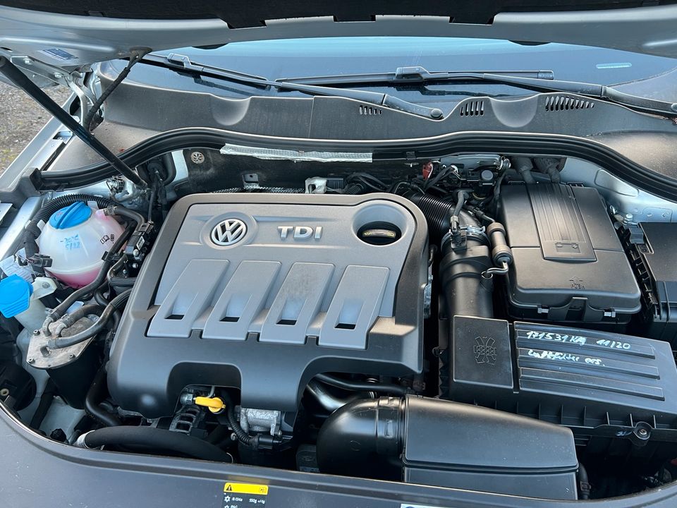 Volkswagen Passat Variant 2.0 TDI BMT 2t hand Trendline in Niestetal