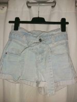 Jeans - SHORTS * Amisu * Gr.34 / XS * high waist mit Gürtel Berlin - Pankow Vorschau