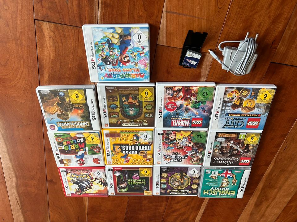 Nintendo 3DS   XL, 14 Spiele,, Zubehör in Nottuln