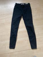 Schöne weiche Jeans Gr 34 Bayern - Alzenau Vorschau