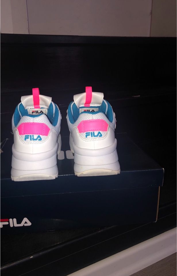 Nagelneu FILA Schuhe gr.36 in Bredstedt