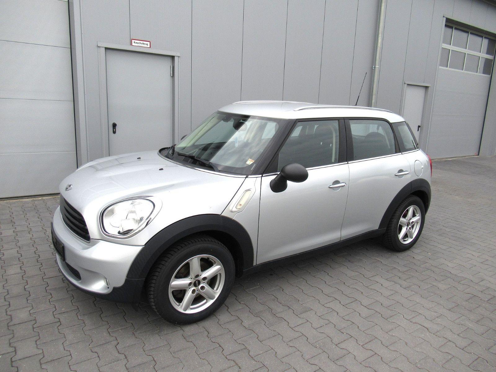 Abbildung des Autos MINI ONE Countryman One …