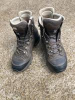Lowa Gr. 40 Mauria Damen Wanderstiefel / Wanderschuhe Vollleder Thüringen - Treffurt Vorschau