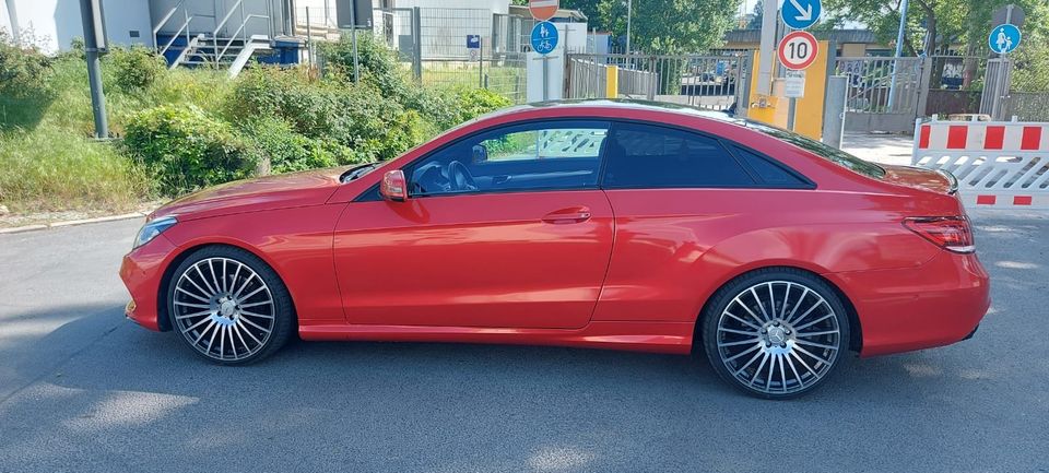 Mercedes Benz C 207 (E-Klasse Coupe) in Berlin