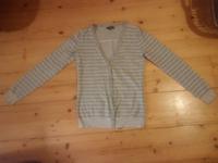 GAP Strick Jacke Streifen Grau Weiß M Design Skandi Boho Beauty Bayern - Gilching Vorschau
