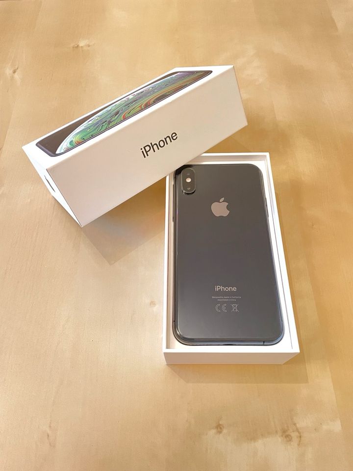 iPhone Xs - 64 GB - Space Gray *wie neu, mit Zubehör* in Meckenheim