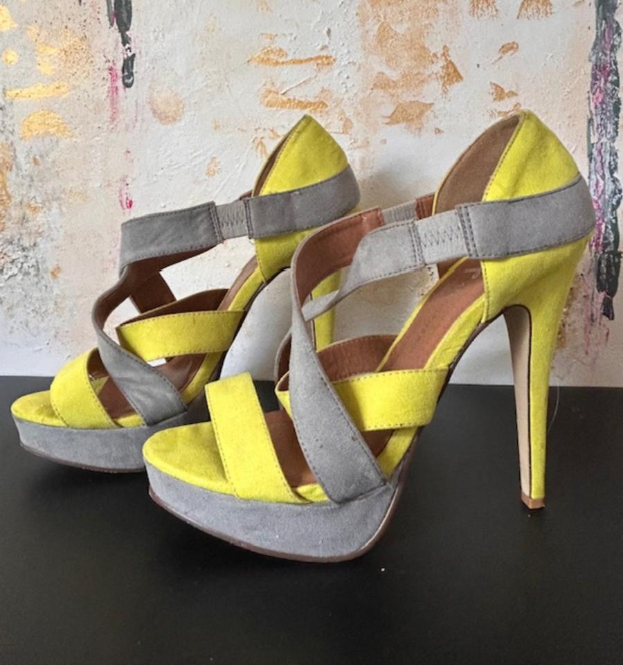 ❤️ Riemchen Pumps High Heels 39 getragen Sammler Stöckelschuhe in Stuttgart