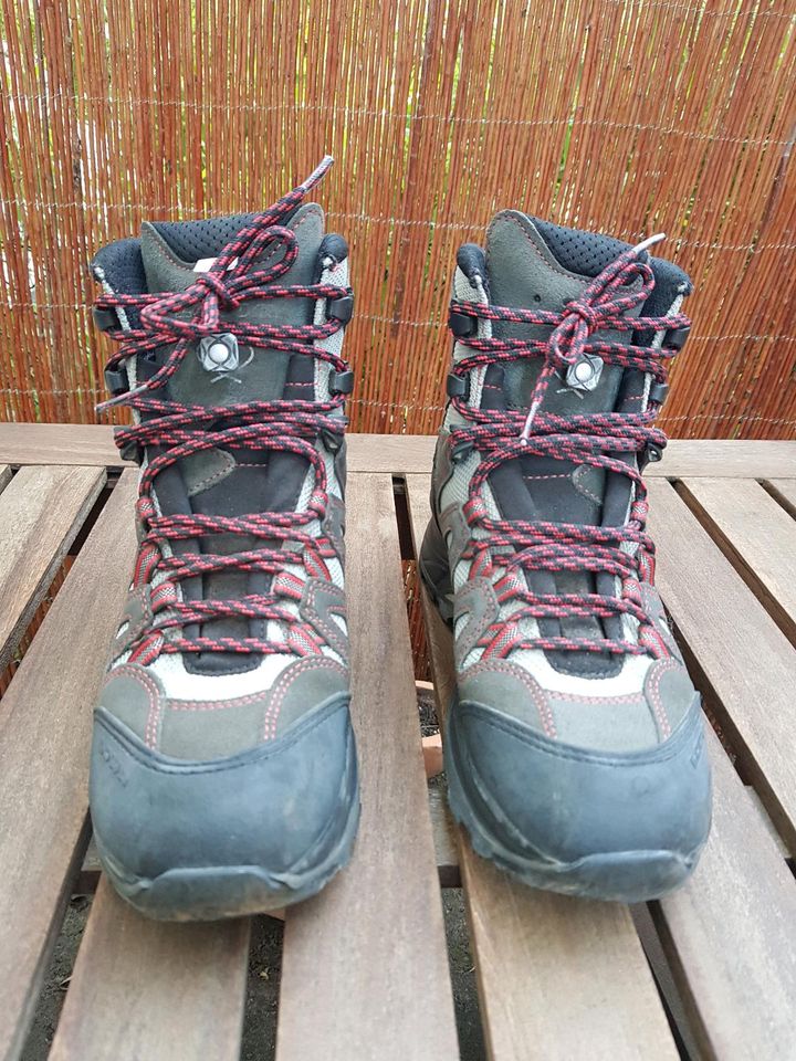 Neu! Lowa Khumbu TC GTX Damen (41) in Dreieich