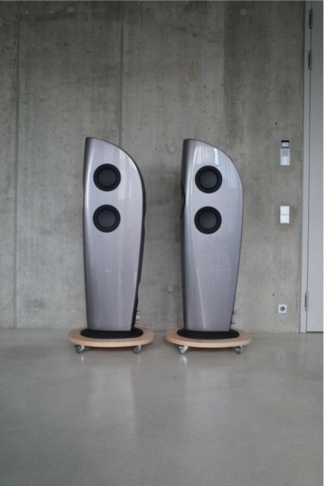 KEF Blade II Bodenlautsprecher / Floor Speakers in Berlin