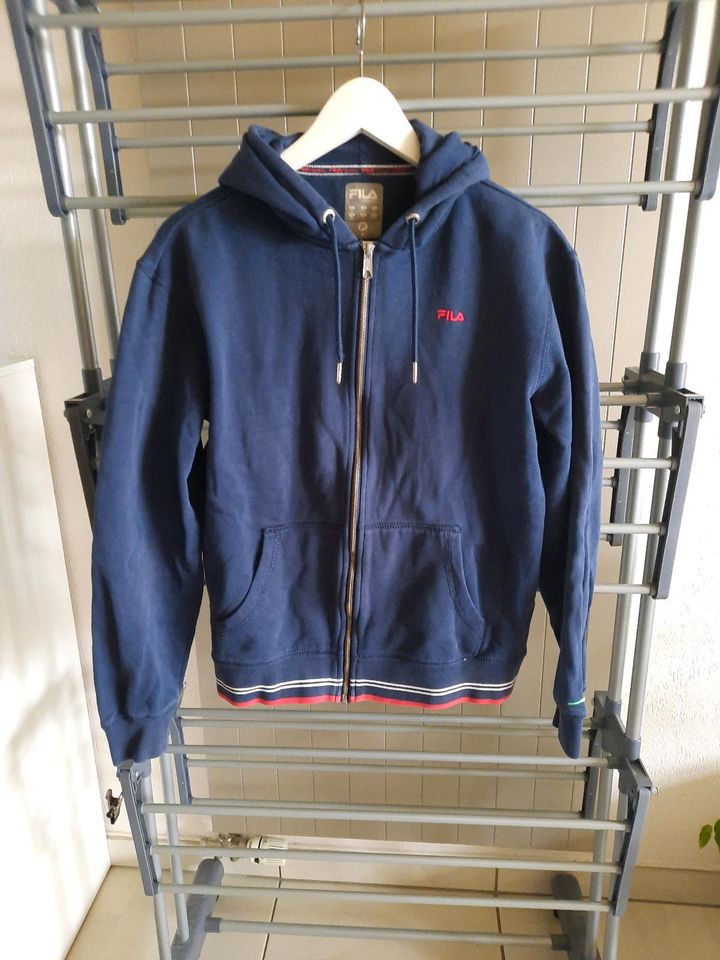 Sweatjacke von Fila in blau in Kamen