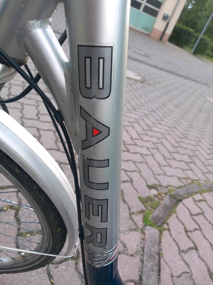 Damen Alufahrrad in Offenbach-Hundheim