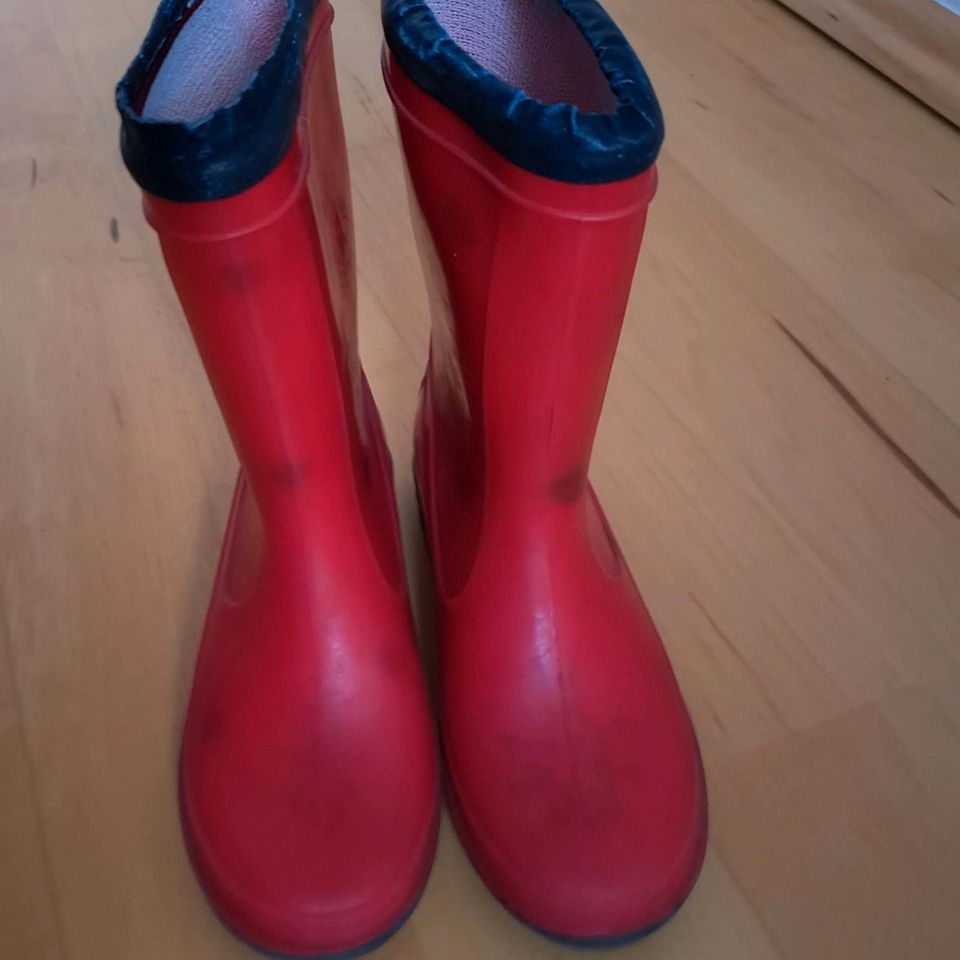 Gummistiefel rot Gr31 in Heiligenhafen 