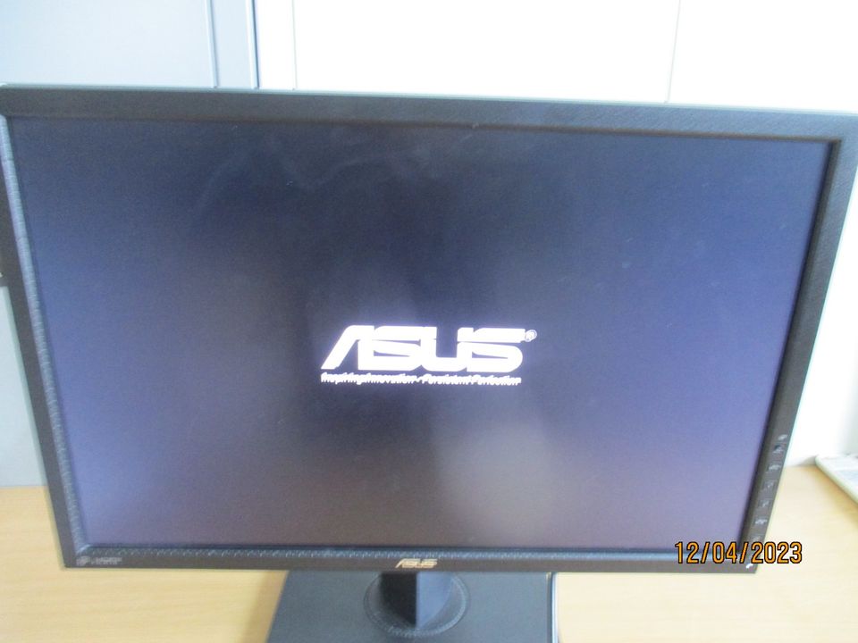 LWIN/M63/1-18: ASUS PB248 PB248Q LCD Monitor 24" HDMI 16:10 in Plauen