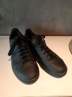 Schuhe Sneaker Adidas schwarz 42 Baden-Württemberg - Kressbronn am Bodensee Vorschau