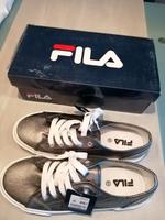 Damen Mädchen Sneaker Freizeitschuhe FILA silber/metallic 41 neu Baden-Württemberg - Bräunlingen Vorschau