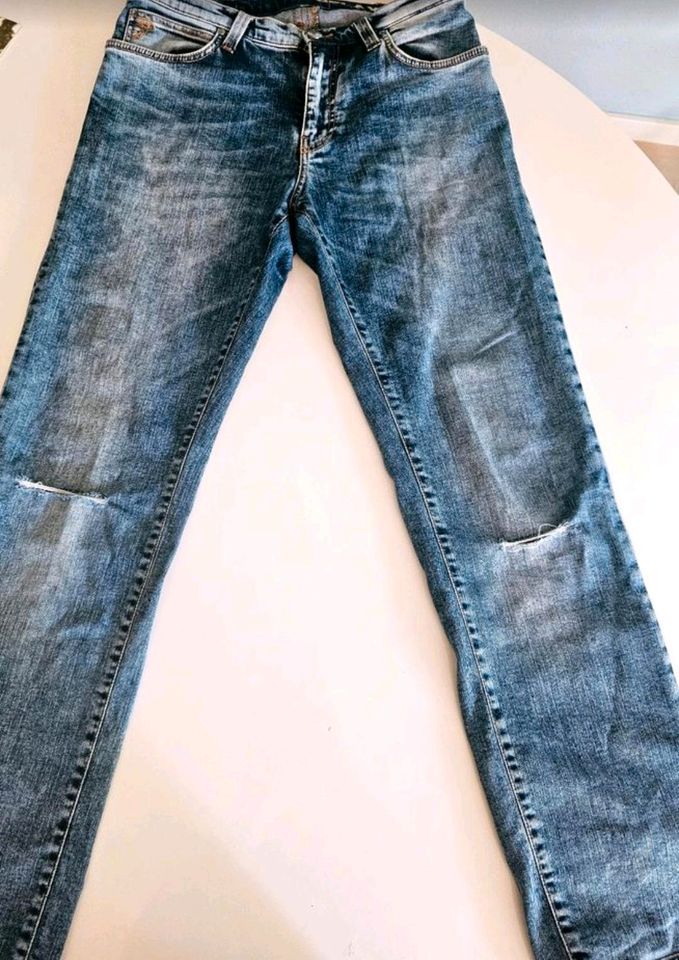 Gianni Versace Relaxed Jeans - Zustand GUT - Größe 32 in München