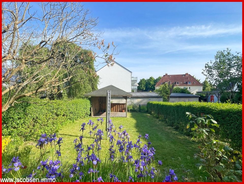 "Ein wahres Raumwunder" - Reihenmittelhaus in Zentrumsnähe - Carport und kleine Gartenoase inklusive in Schleswig